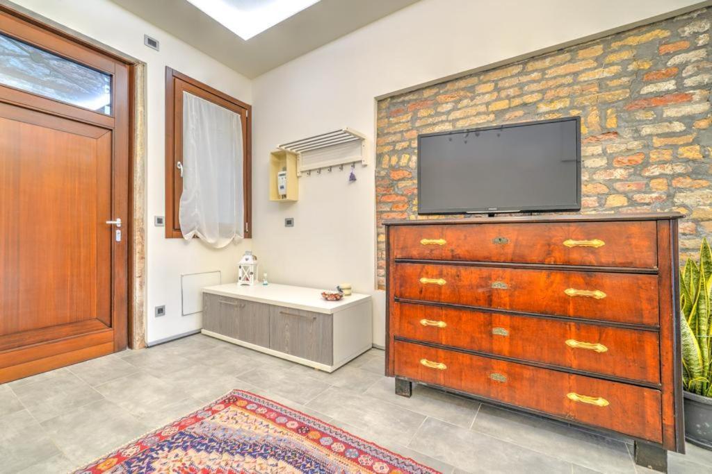 Al Pontile Venezia Apartment ภายนอก รูปภาพ